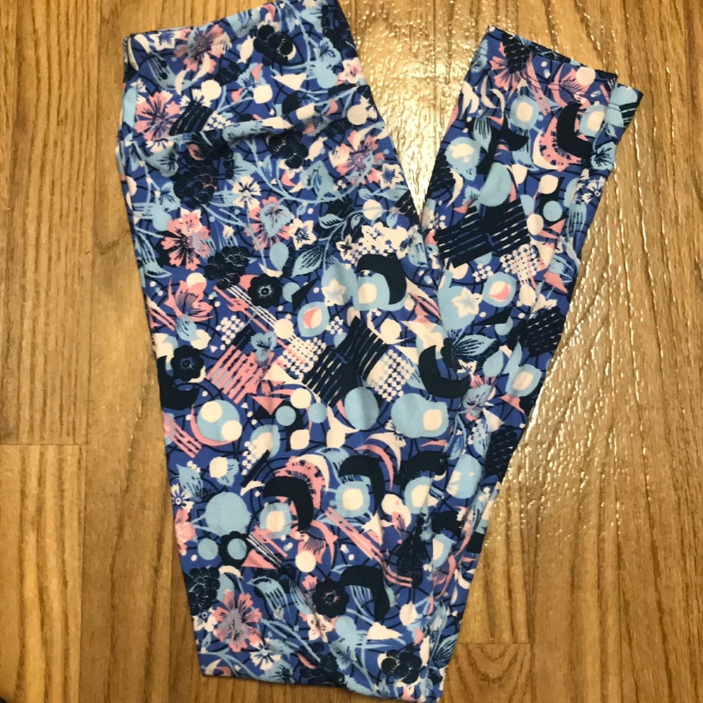 NWOT LuLaRoe OS Leggings